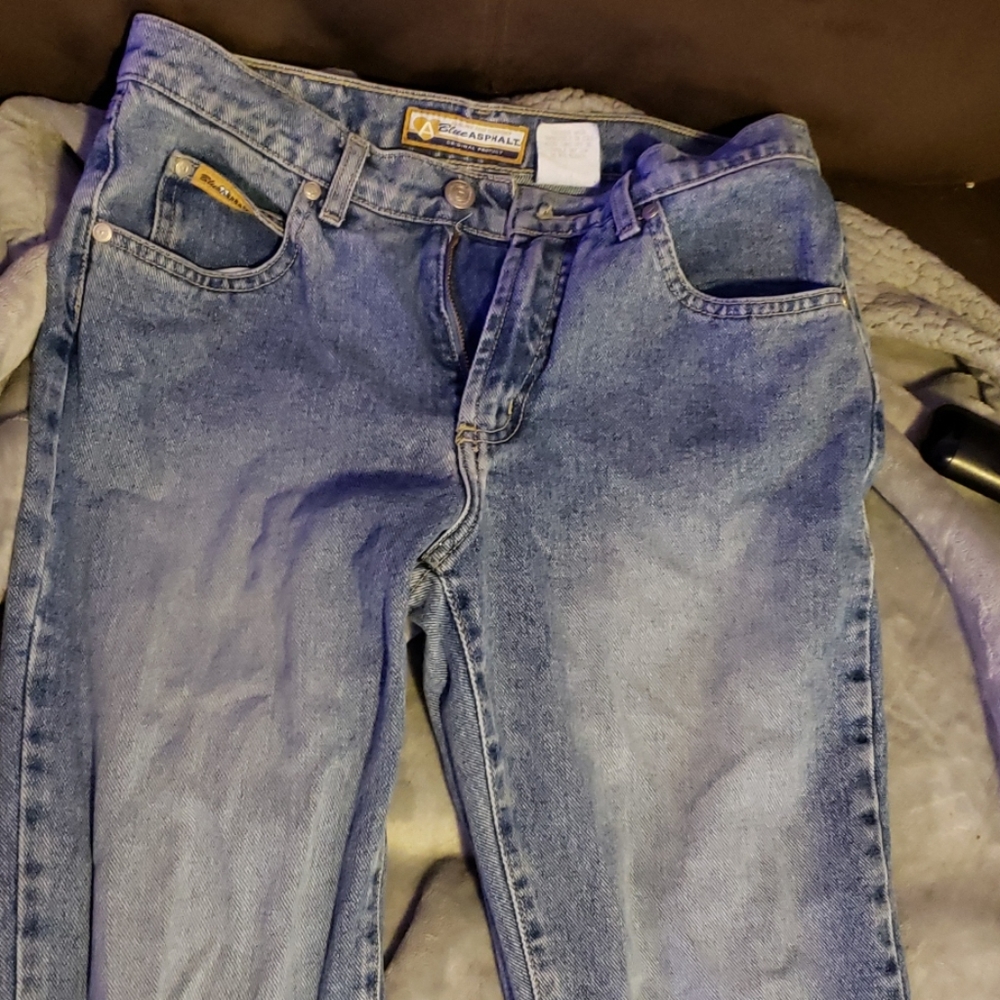 Jeans - Picture 2 of 4